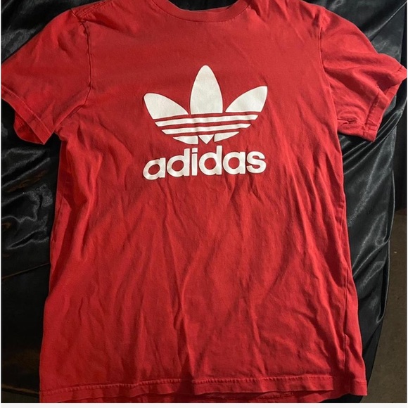 Adidas T-shirt - Picture 1 of 1